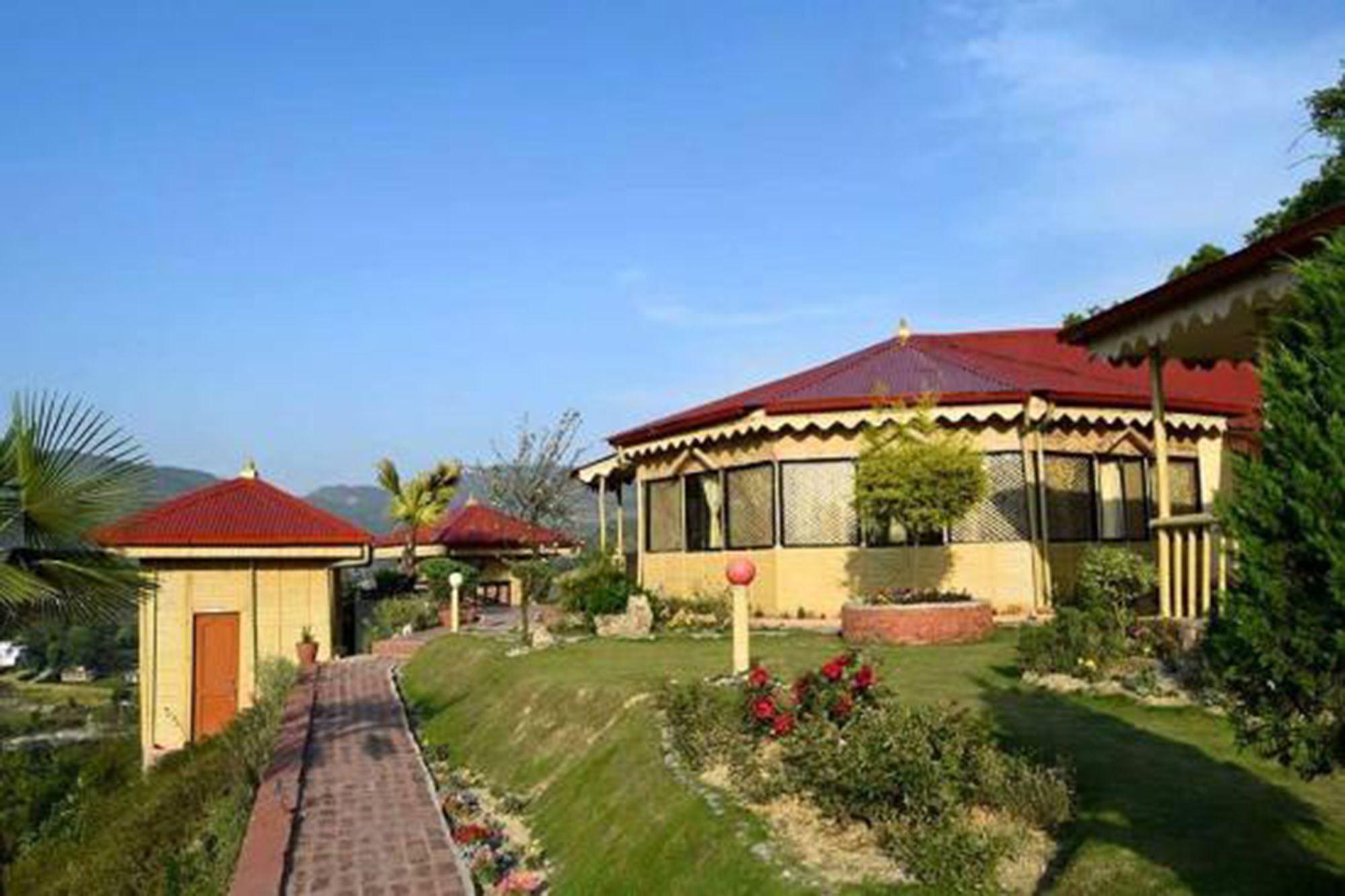 Nepal Yoga Retreat Hotel Bageshwori Exterior photo